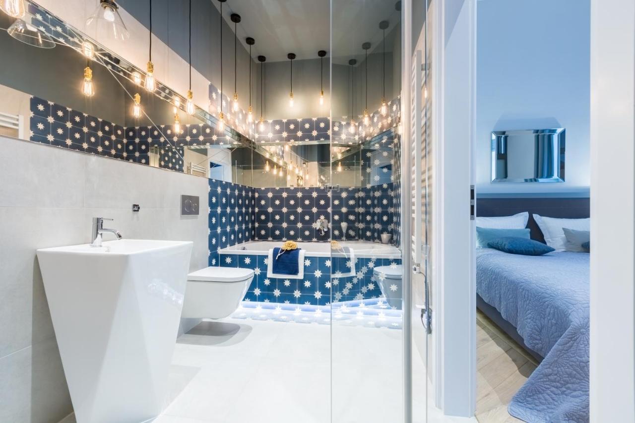 Cadena Gallery Apartments Wyspianski Краков Экстерьер фото